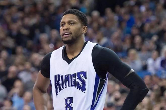 的运动员提 的运动员提