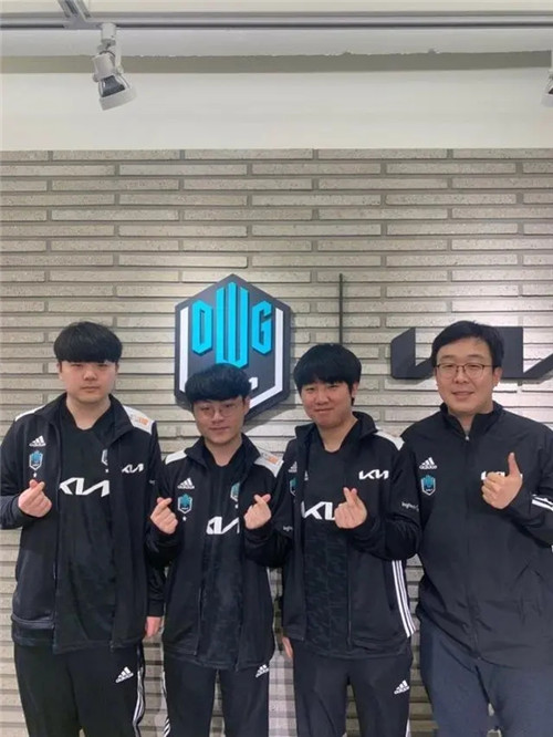 包括要求运 包括要求运